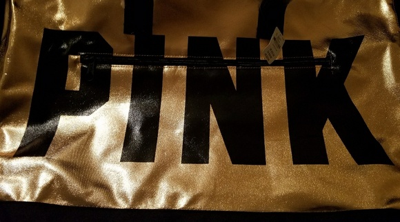 Victoria's Secret Handbags - V.S. PIINK BAG Sale Event👜